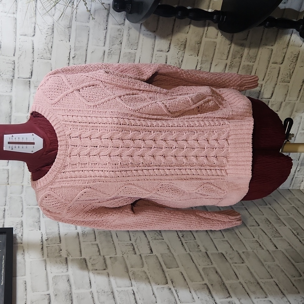 SO pink cable knit sweater SZ XL